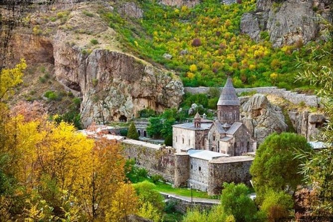 Transport Rental to Echmiadzin, Zvartnots, Khor Virap, Garni, Geghard - Transport Options Available