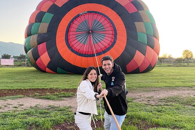 Transportation and Hot Air Balloon Flight Teotihuacán - FAQs