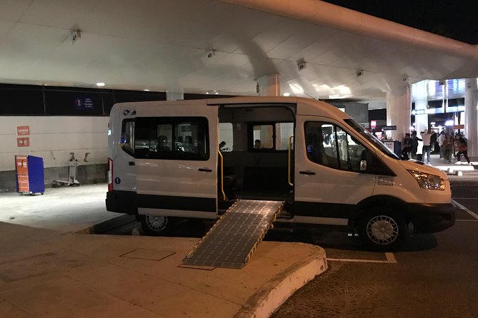 Transportation From Cancun Airport to Hotel Area of Playa Del Carmen - One Way - Start Time and Cancellation Policy