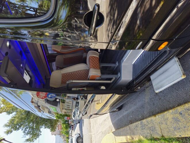 Transporting With Mini Bus & Tour ATHENS - Comfort and Amenities