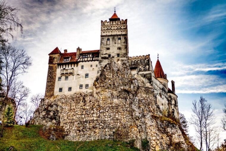 Transylvania Tour: Dracula's Castle, Peles Palace & Brasov - The Experience: Authentic, Informative, & Scenic