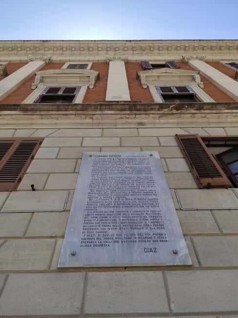 Trapani: Hidden Gems Walking Tour - Walking Through Rua Nova