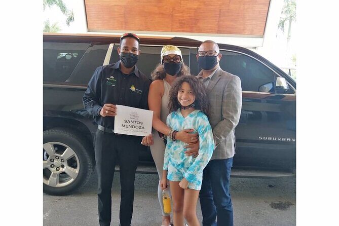 traslado privado SUBURBAN/CADILLAC round trip PUNTACANA-UVEROALTO - Driver Service: Punctual, Friendly, and Professional