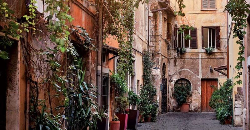 Trastevere and Villa Farnesina: 3 Hours Private Tour - Good To Know
