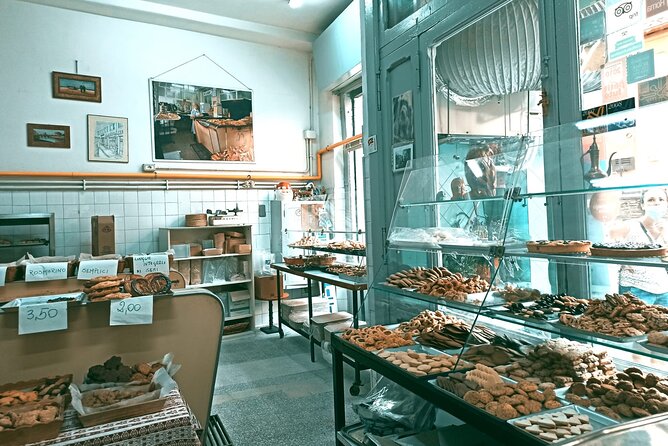 Trastevere Private Food & Wine Tour With Expert Guide - The Sum Up