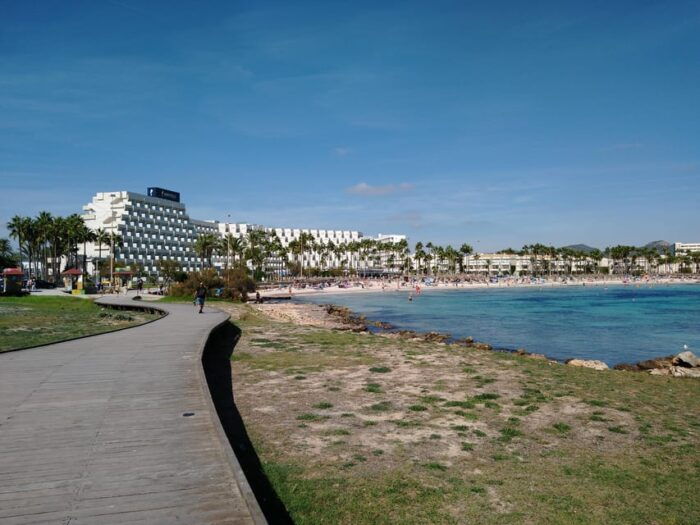 Travel and Play Tennis in Mallorca - Diving Into the Caves of Artá