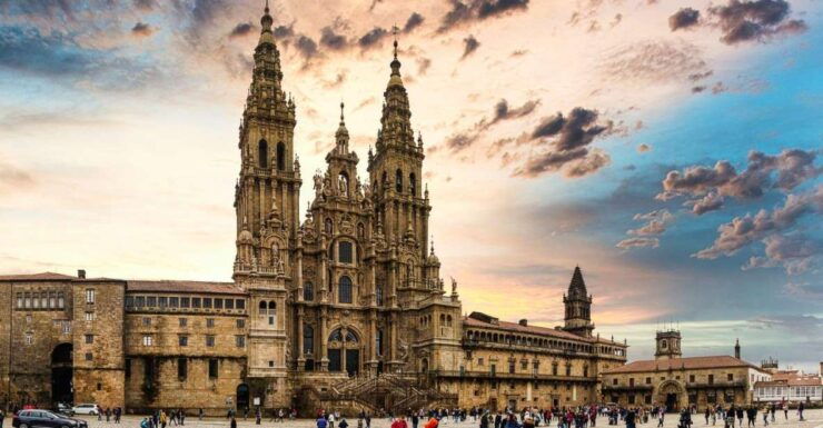 Travel Porto to Santiago Compostela With Stops Along the Way - Travel Duration and Flexibility