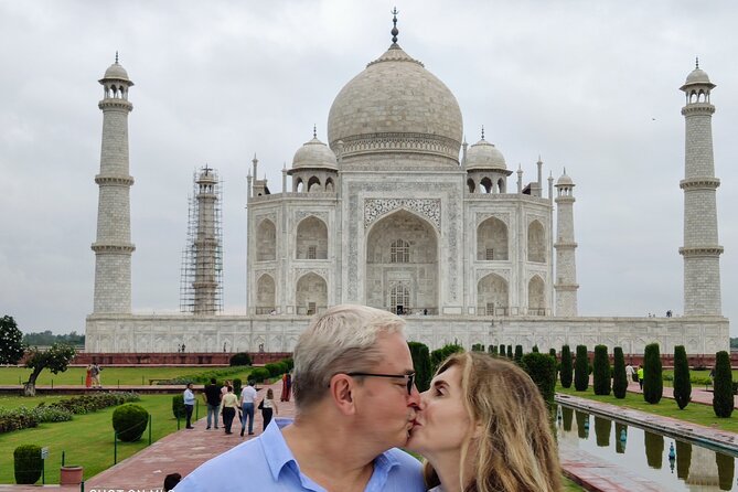 Travel To Taj Mahal By High Speed Train/Private Tour - Private Tour Guide Experience