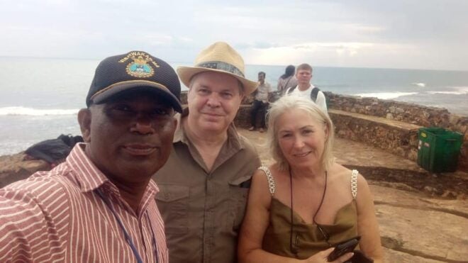 Travel With Ishanka: Galle Fort Sightseeing Tour - Natural Landmarks and Scenic Views
