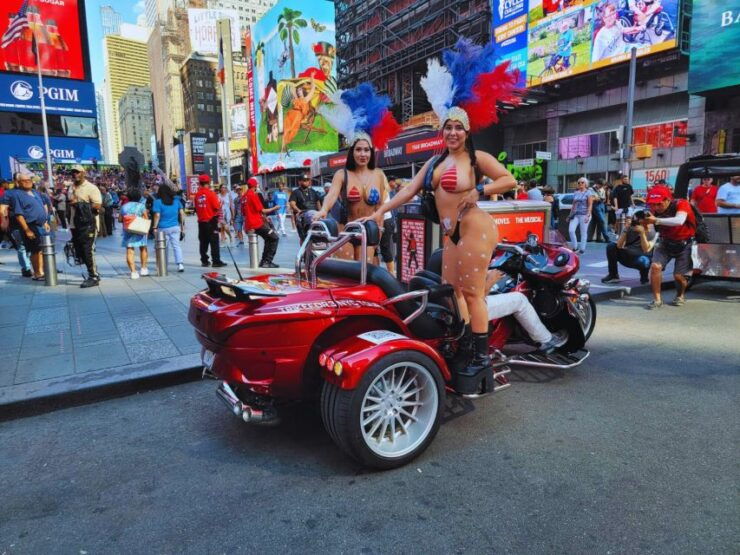 Traveling in a Giant Moto Trike in NYC Is Incredible!Unique - Highlights and Experiences