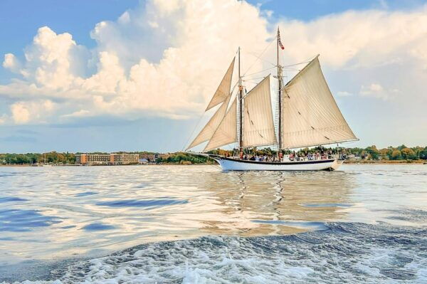 Traverse City: Afternoon Sailing Adventure on a Tall Ship - Setting the Sails