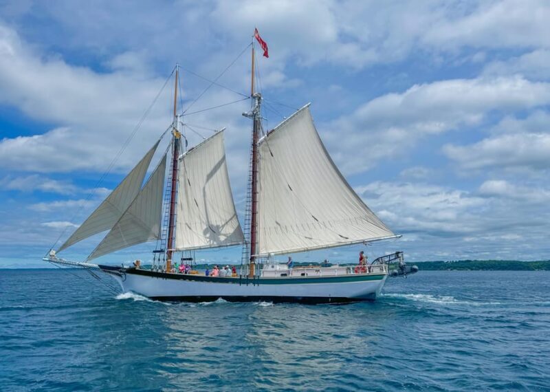 Traverse City: Fall Evening Sail on Tall Ship Manitou - Practical Details and Tips  