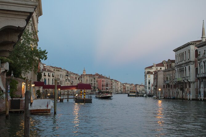 Treasure Hunt in Venice Romantic Private Activity - Group Size and Pricing