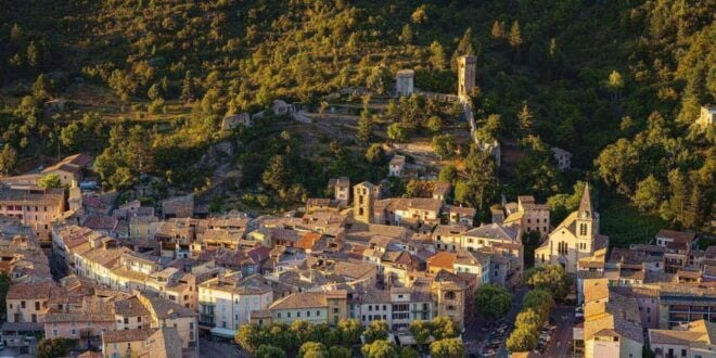 Treasures of Castellane and Wonders of the Lake - Safety and Restrictions