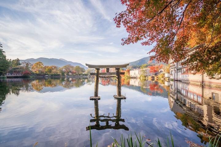 Treasures of Kyushu 7-Day Tour by Europamundo (2026 Departures) - Day 2: Fukuoka’s city life and Tocho-ji