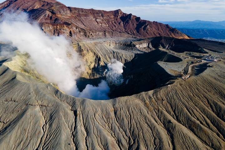 Treasures of Kyushu 7-Day Tour by Europamundo (2026 Departures) - Day 5: Mount Aso, Yufuin and Beppu’s geothermal sights