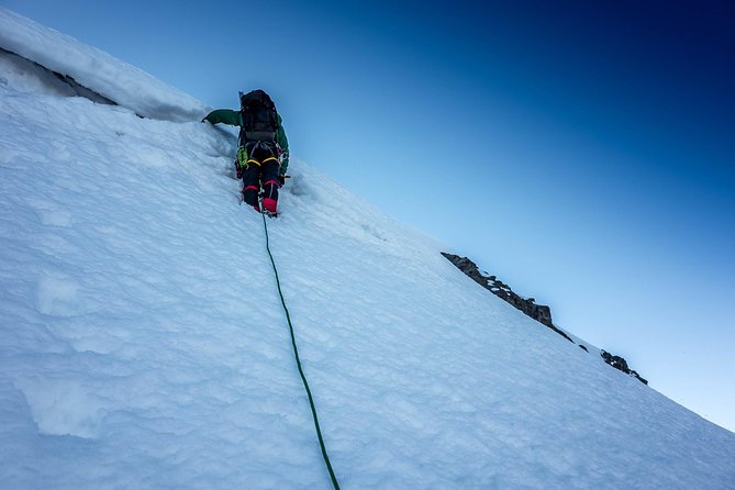 Trek & Climb: Nevado Qampa - Nevado Qampa: a Challenging Adventure