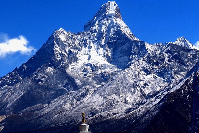 Trek To Aam Dablam Base Camp – 12 DAYS - Common Questions