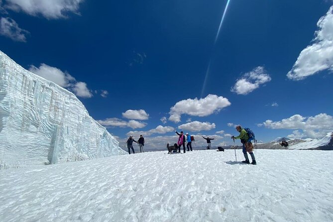 TREK TO THE GLACIER OF QUELCCAYA 2 Days (FROM MAY TO OCTOBER) - Essential Gear and Packing List