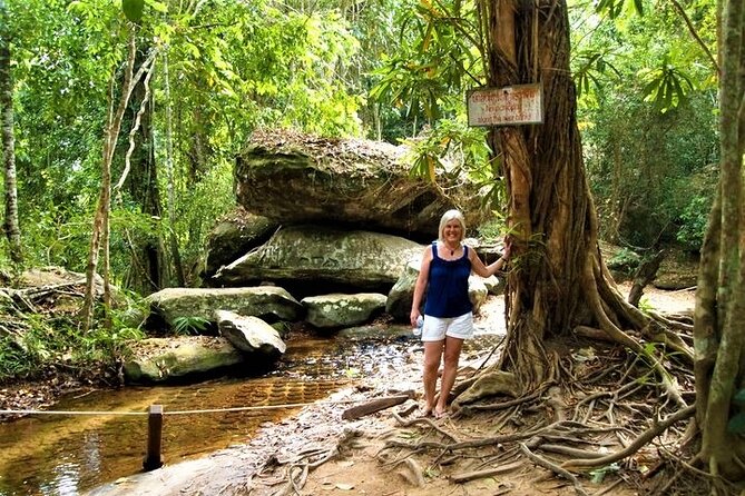 Trekking & Hiking to Kbal Spean and Banteay Srei Private Tour - Highlights of the Trekking and Hiking Tour
