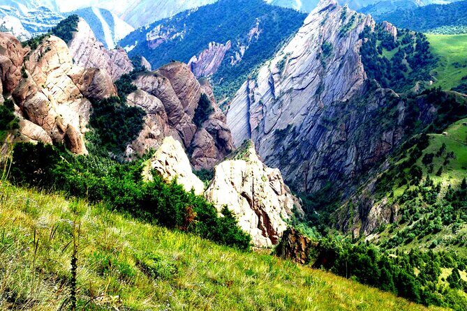 Trekking in Alay Mountains including Alay Valley - The Sum Up