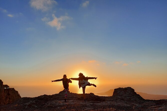 Trekking in the Volcanoes Natural Park in a Small Group - Tour Experience and Highlights