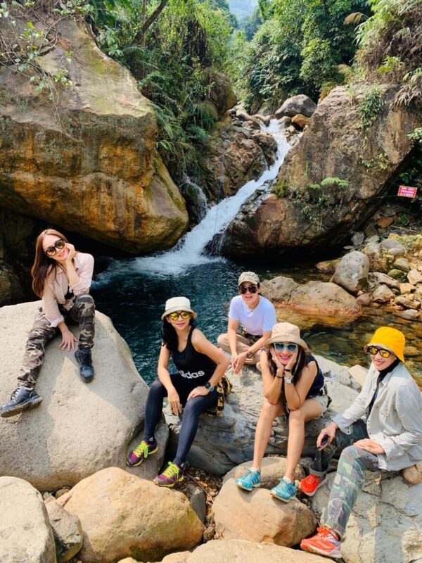 Trekking Sentul Waterfall Hordeng, Kembar, and Ciburial - The essentials at a glance