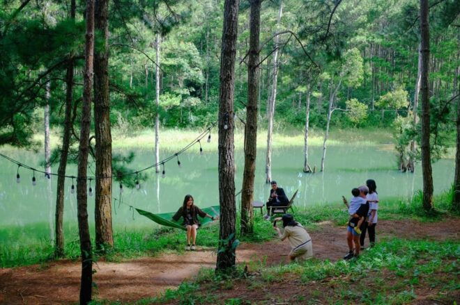 Trekking-Sup/Kayak Paddling-Picnic On Lakeside - What to Expect