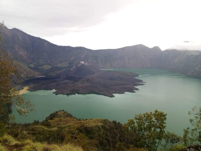 Trekking To Mount Rinjani Senaru Crater Rim - Booking Your Trek