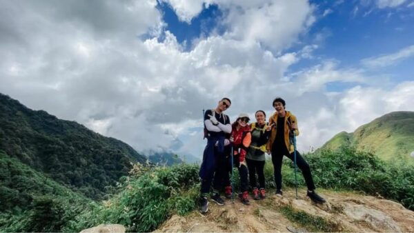 Trekking Tour Fansipan 3 Days With Homestay - Transportation Options