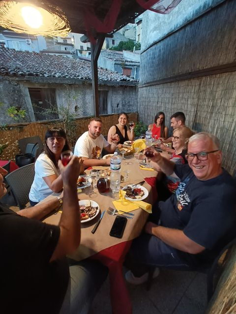 Trekking,room,tastings,dinner - Meeting Point and Additional Information