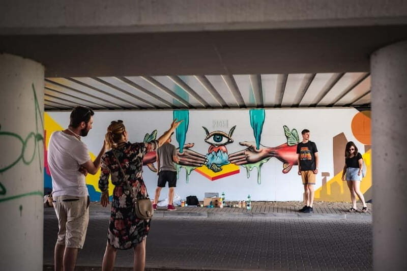 Trenín: Walking Street Art Tour - Good To Know