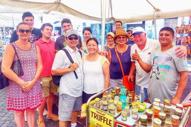 Trevi Fountain, Pantheon, and Campo Dei Fiori Market Food and Wine Tour - Positive Reviews About the Tour Guide