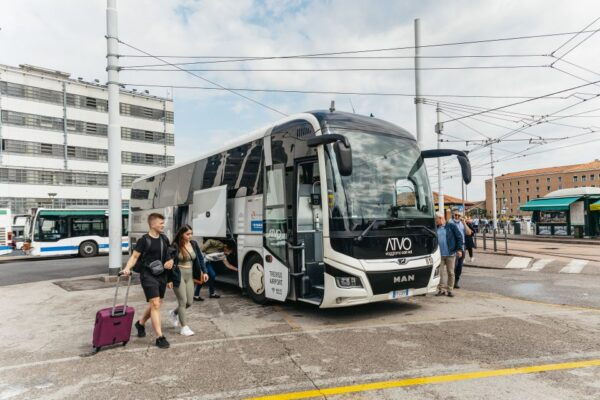 Treviso Airport to Mestre and Venice by Express Bus - Review Summary and Positive Feedback From Previous Customers