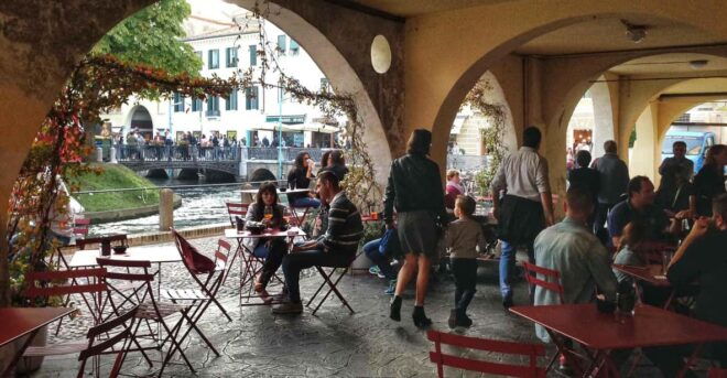 Treviso: Walk With Aperitif & Mini Italian Class - Detailed Itinerary