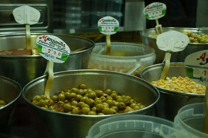 Triana Market Guided Tour - Directions