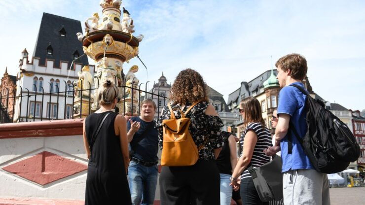 Trier: Guided Old Town Highlights and History Walking Tour - Activity Details and Duration