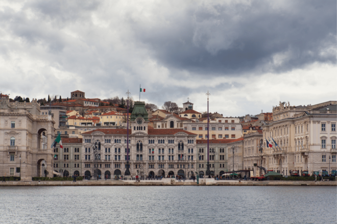 Trieste: First Discovery Walk and Reading Walking Tour - How to Use the App