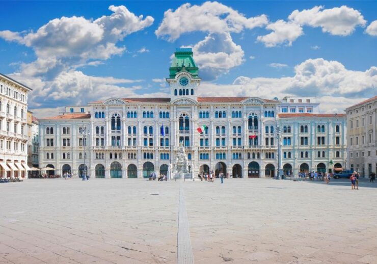 Trieste Scavenger Hunt and Sights Self-Guided Tour - Experience