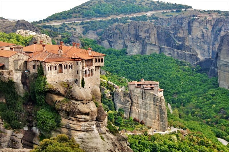 Trikala Meteora 4-Hour Monasteries Tour with Audio Guide - Why Meteora is best seen from both road and rock