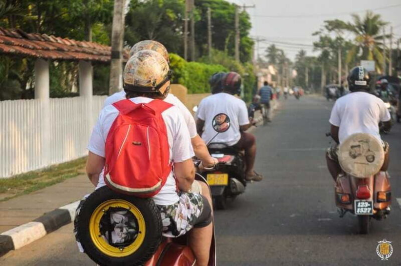 Trincomalee: Guided scooter City Tour - The Sum Up