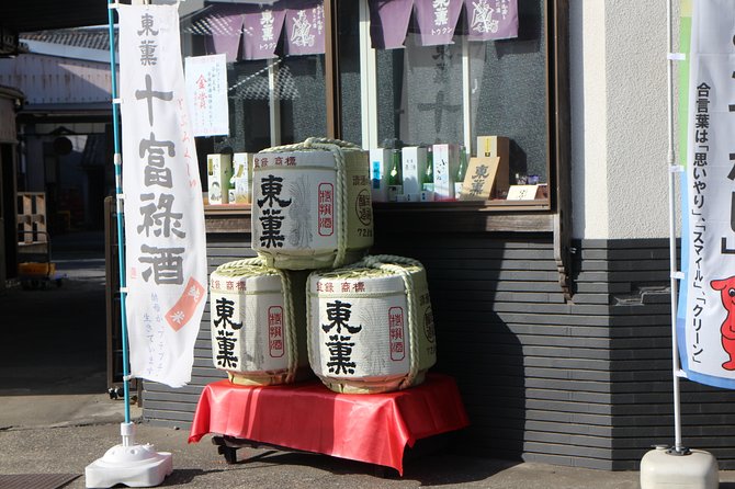 Trip Near Narita Airport ; Riverside SAWARA, Narita-San Shinshoji Temple - Local Cuisine Exploration