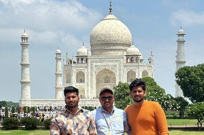 Trip To Taj Mahal From Delhi - The Sum Up