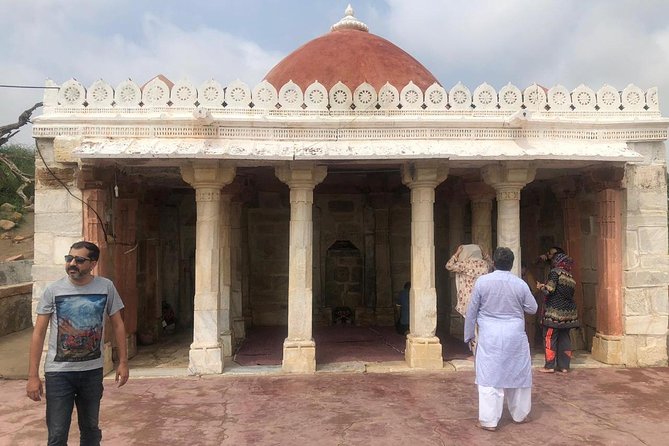Trip to Thar Desert & Nagarparkar - Meeting & Pickup Details
