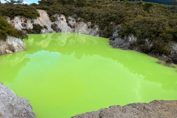 TRIPLE DEAL Wai-O-Tapu, Redwood Forest & Blue Springs Ex Auckland - Good To Know