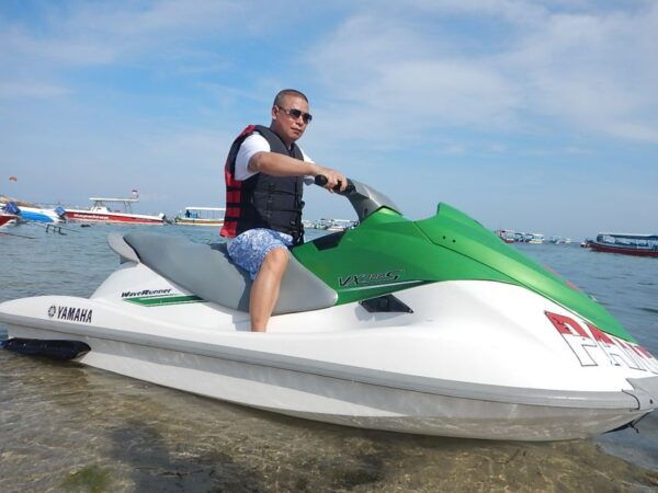 Triple Watersport Package Jet Ski, Banana, Parasailing - Common Questions