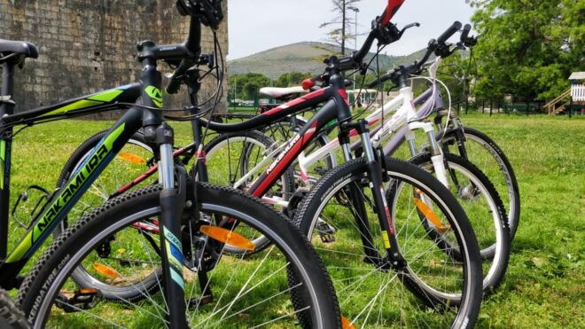 Trogir: Bike Rental Service - Amenities Included With Rental