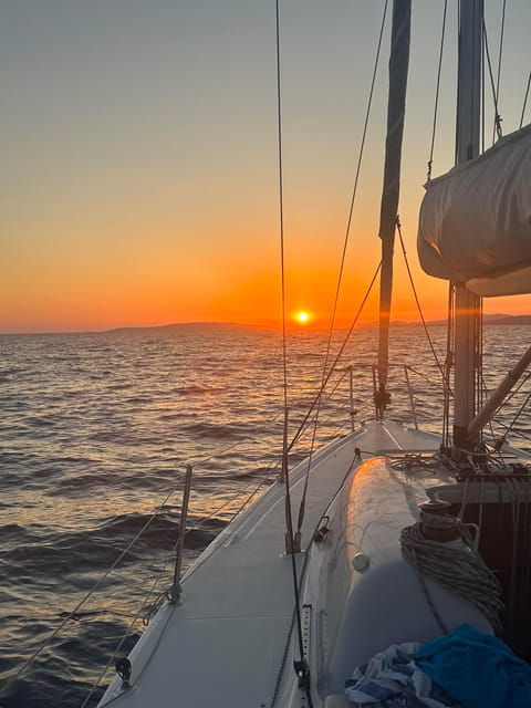 Trogir: Sunset Sailing - Setting Sail