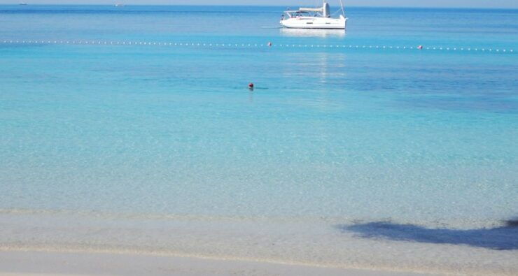Trogir: White Lagoon, Maslinica & Blue Lagoon Speedboat Tour - Good To Know