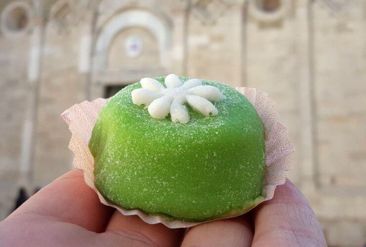 Troia: Private Walking Tour With Passionata Cake Tasting - Good To Know